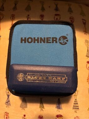 Hohner Bluesband Harmonica with Blue Logo Case